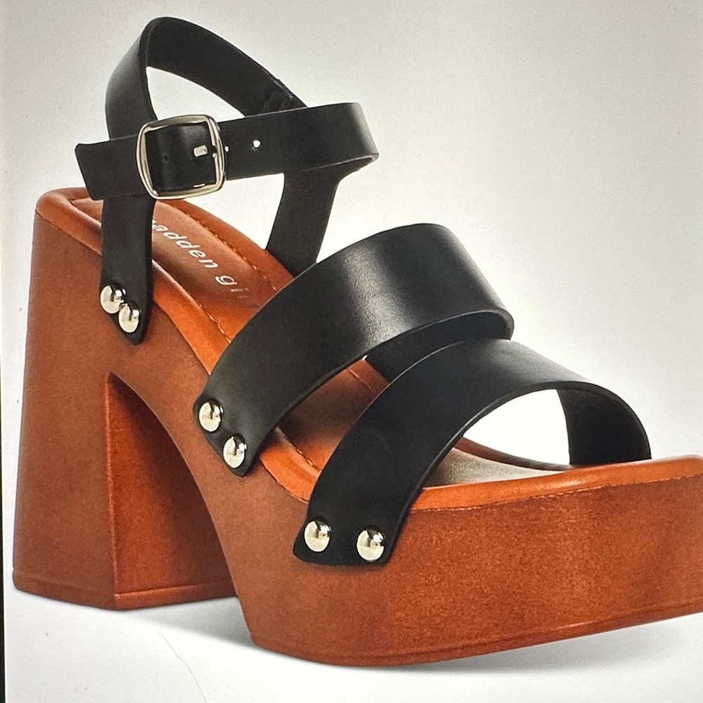 New in Box $59 Steve Madden Black and Brown Platform Sandals sz 9.5